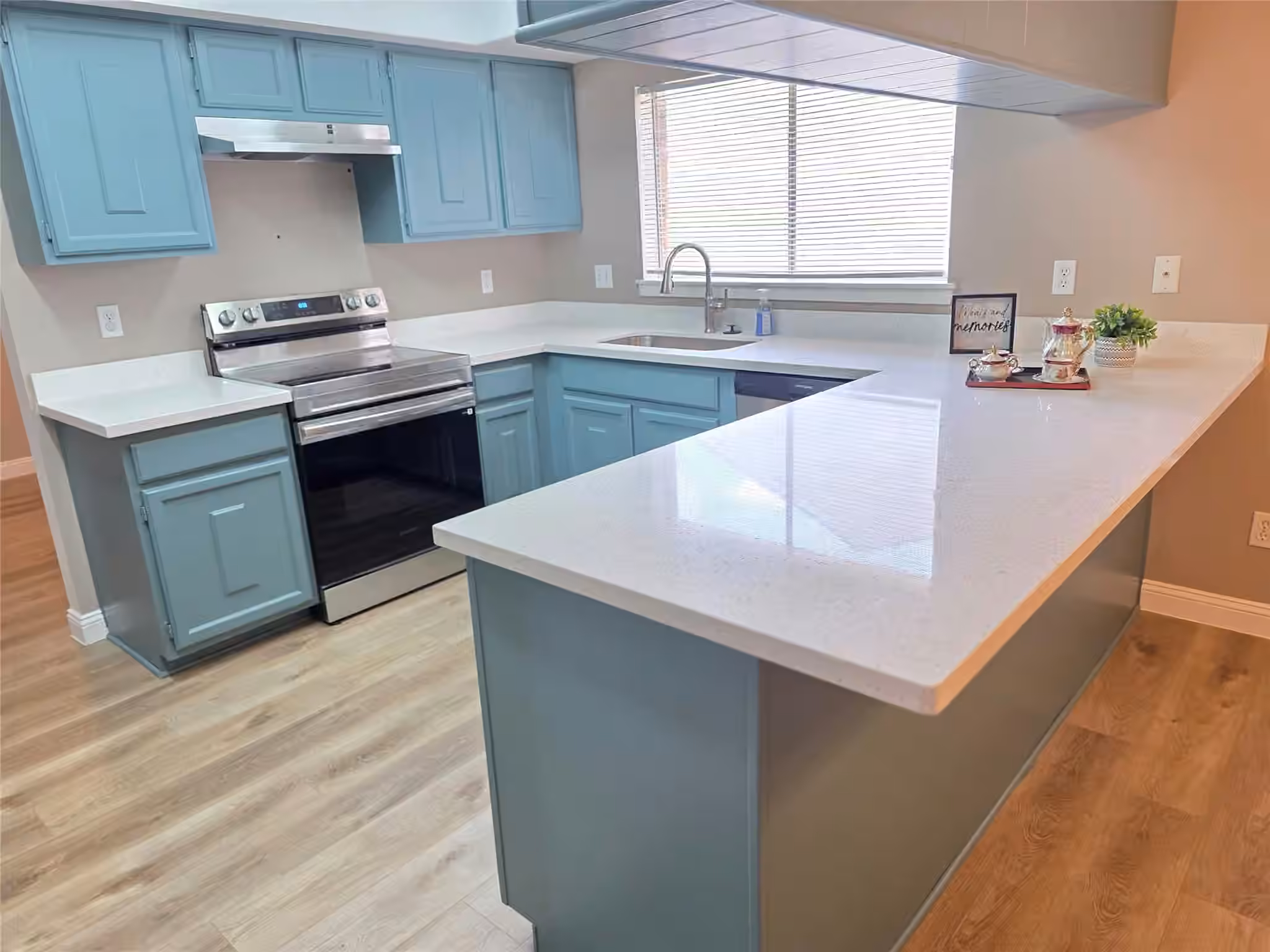 Photo 2 of 11350 Raven View Drive, Houston, TX