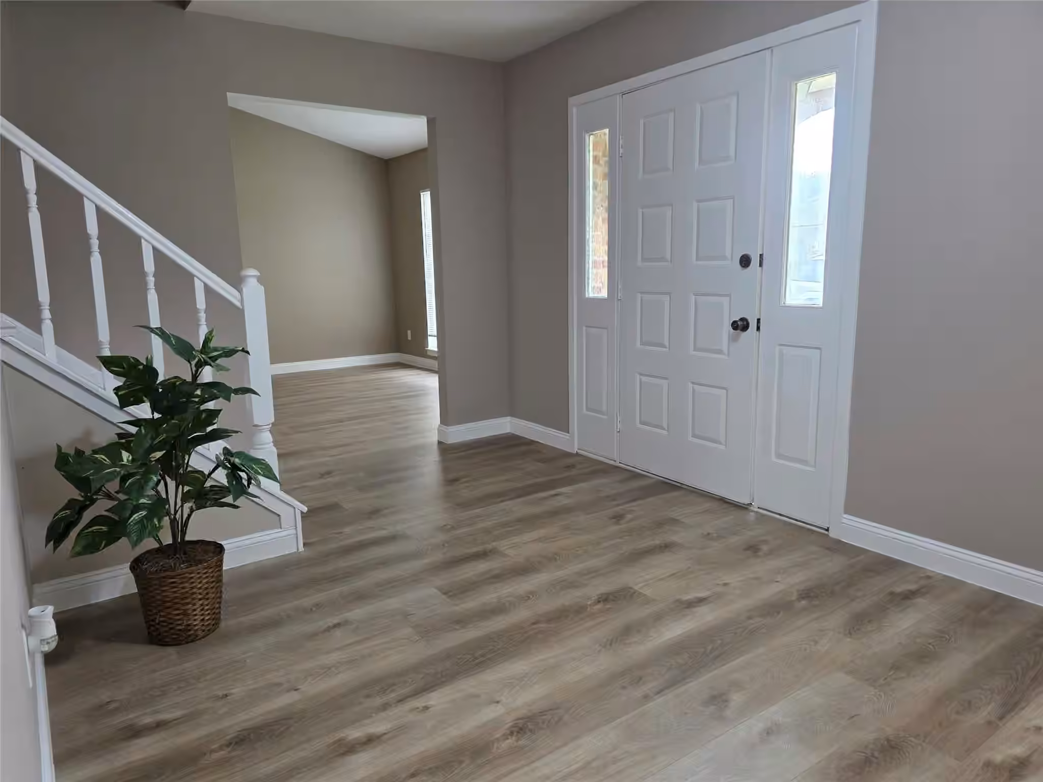 Photo 4 of 11350 Raven View Drive, Houston, TX