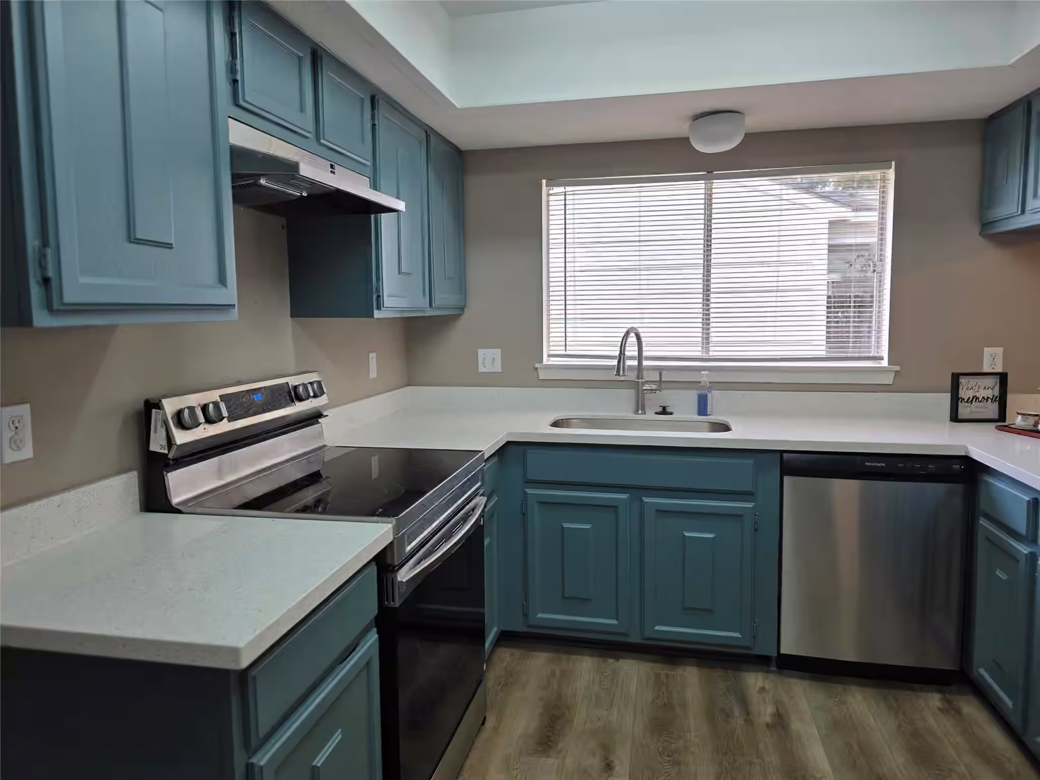 Photo 6 of 11350 Raven View Drive, Houston, TX