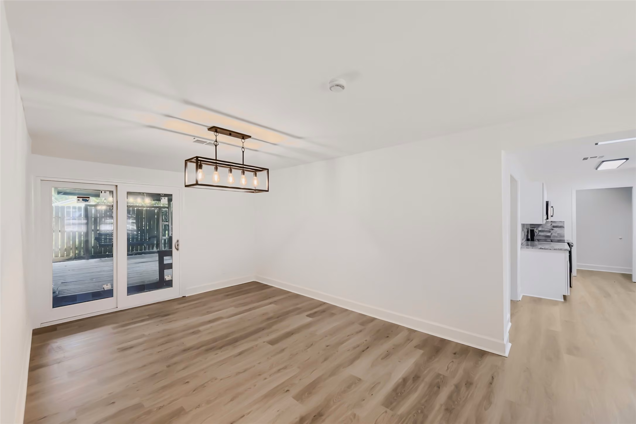 Photo 7 of 205 Morningside Drive, Friendswood, TX
