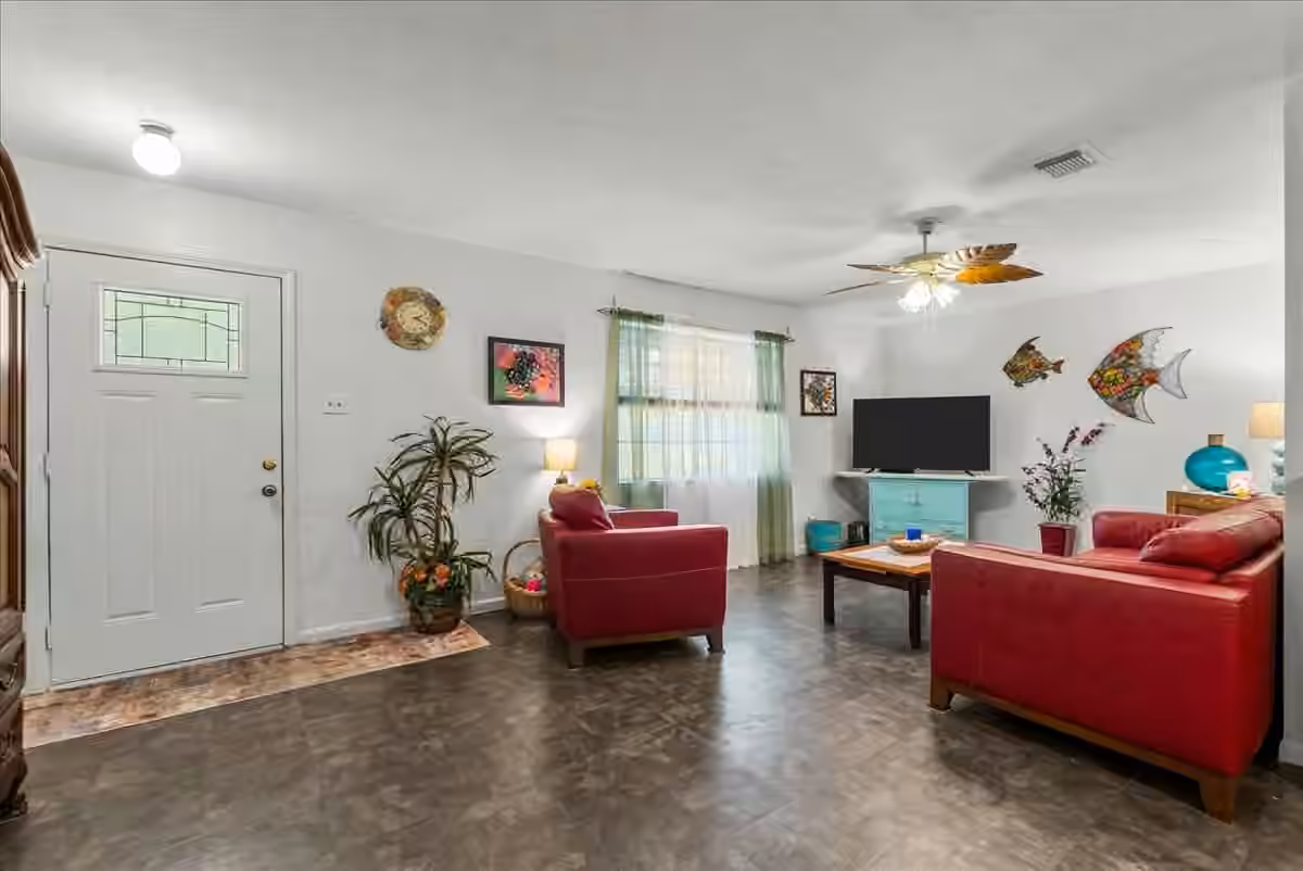 Photo 4 of 4722 Caroline Street, Seabrook, TX