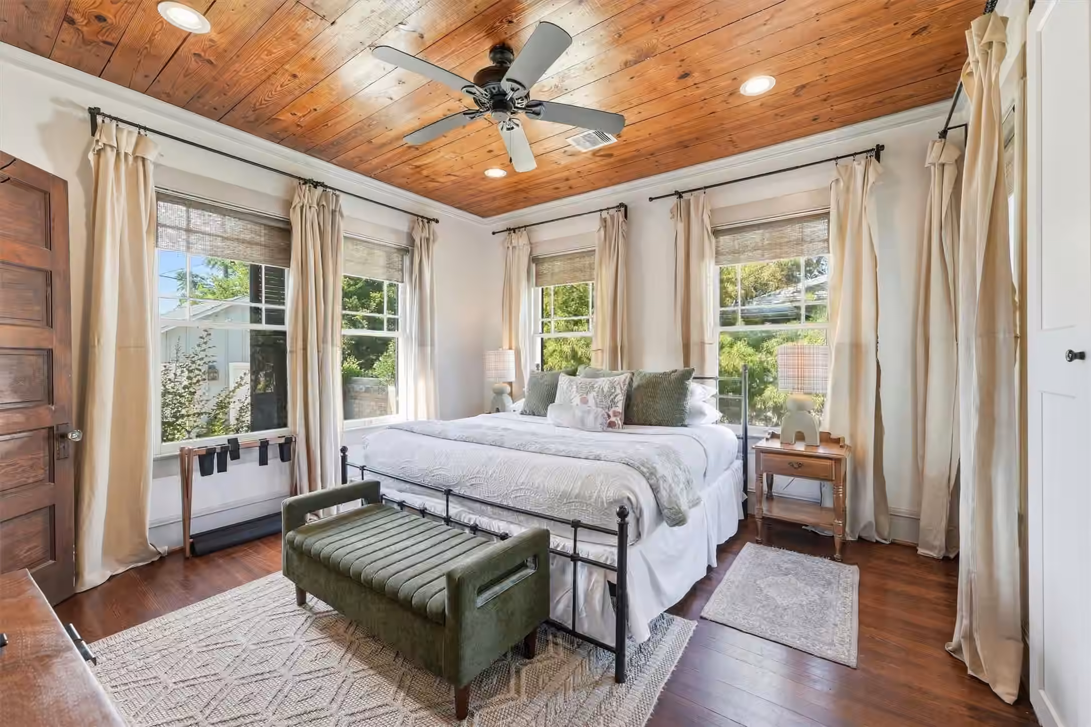 Photo 4 of 4524 Avenue O 1/2, Galveston, TX