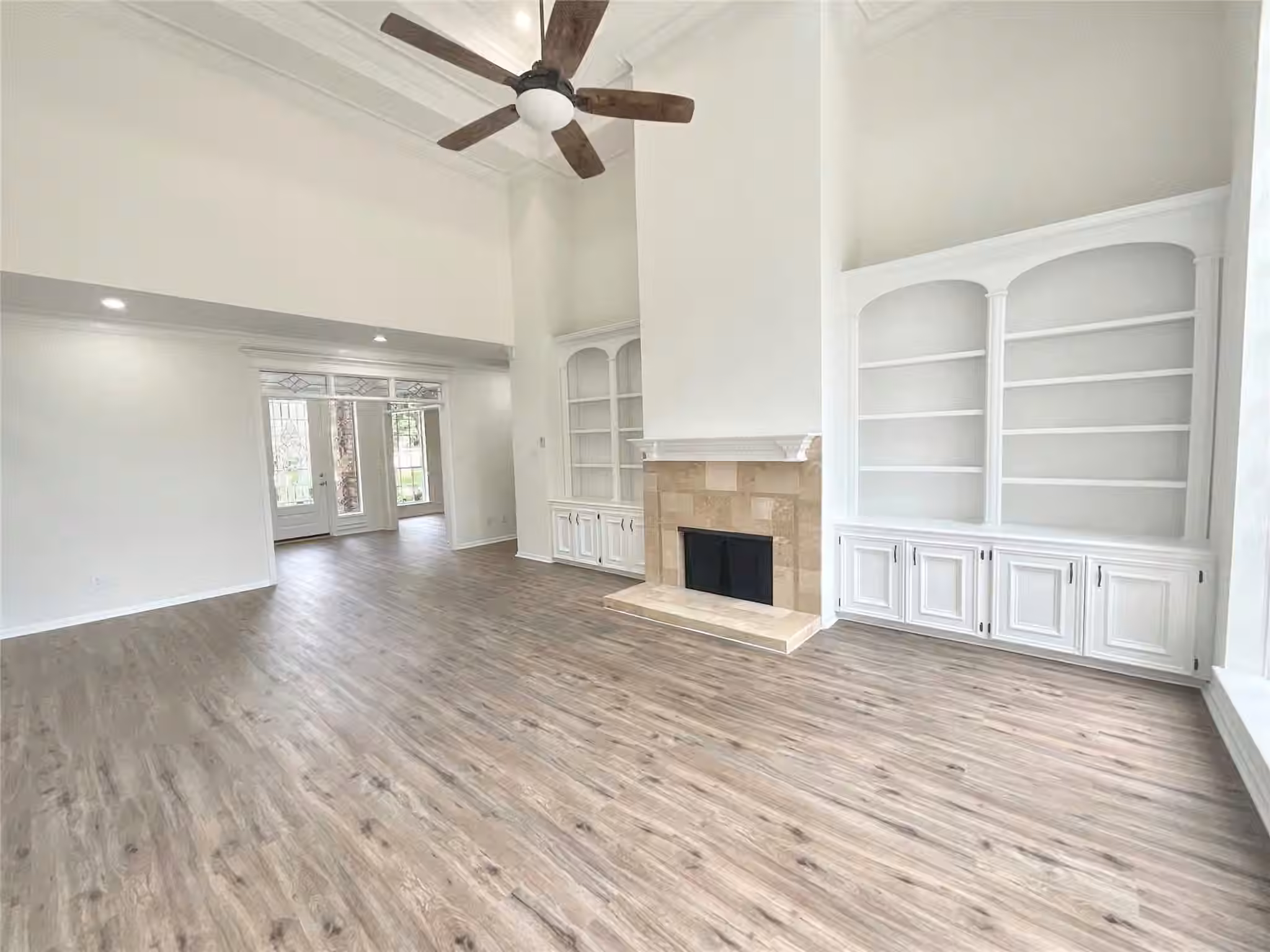 Photo 7 of 1810 Seven Maples Drive, Houston, TX