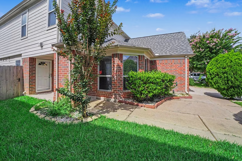 Photo of 5622 Wasabi Lane, Baytown, TX 77521