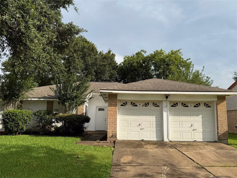 Photo 2 of 1803 Ripple Creek Drive, Missouri City, TX