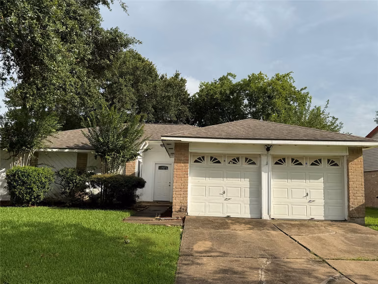 Photo 3 of 1803 Ripple Creek Drive, Missouri City, TX