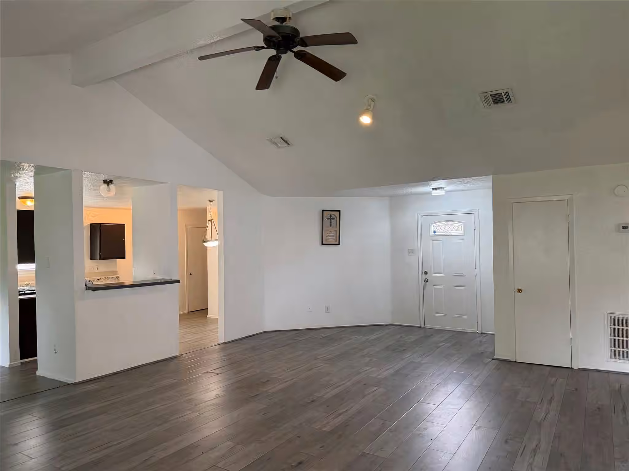 Photo 5 of 1803 Ripple Creek Drive, Missouri City, TX