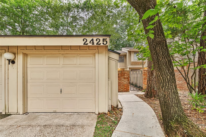 Photo of 2425 W Settlers Way, The Woodlands, TX
