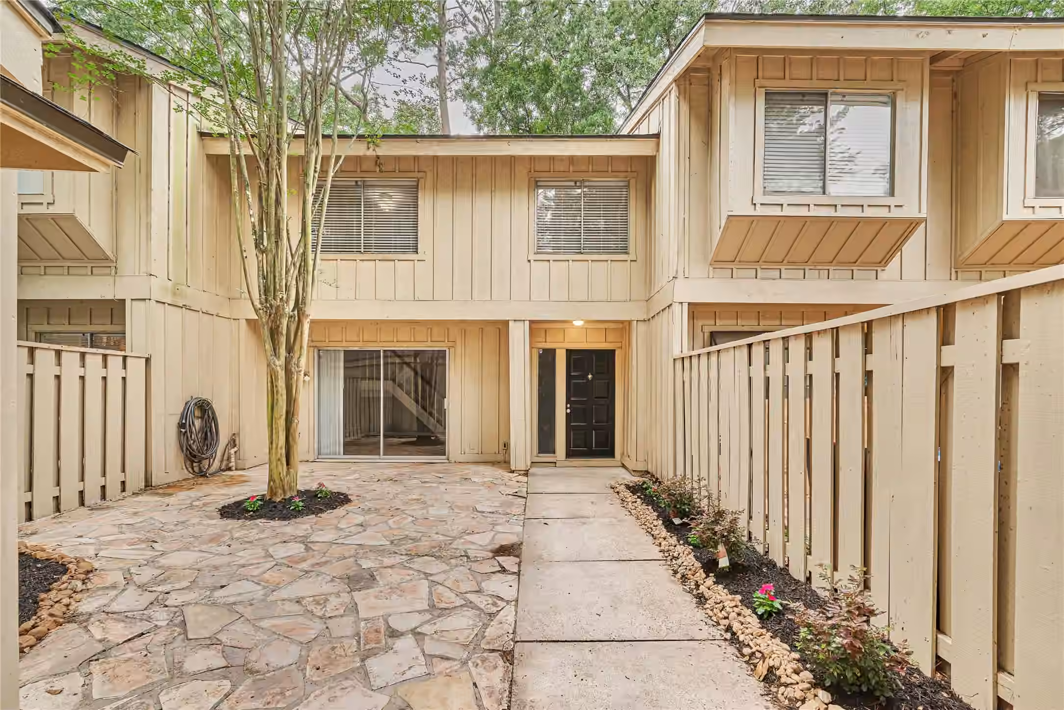 Photo 2 of 2425 W Settlers Way, The Woodlands, TX