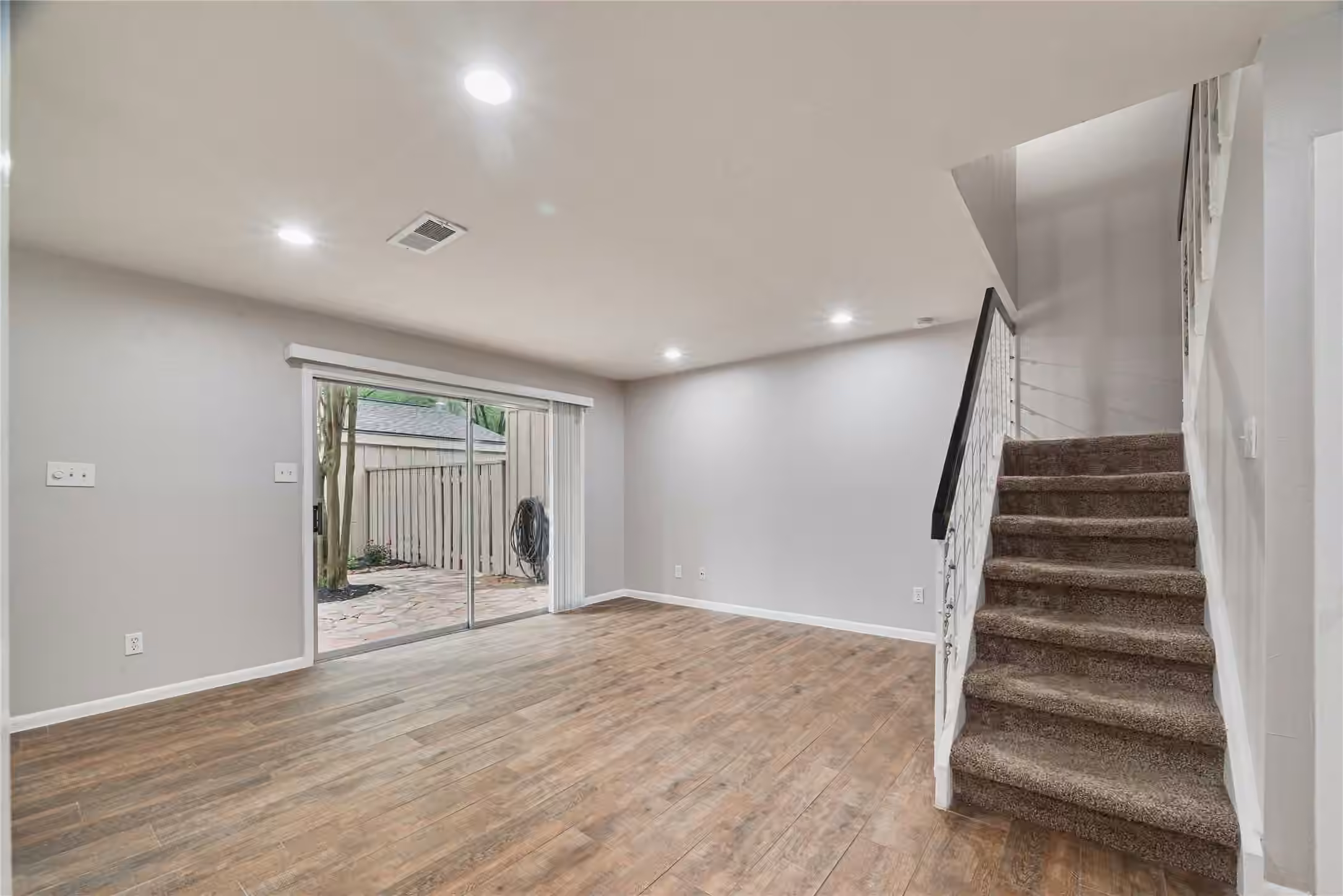 Photo 7 of 2425 W Settlers Way, The Woodlands, TX