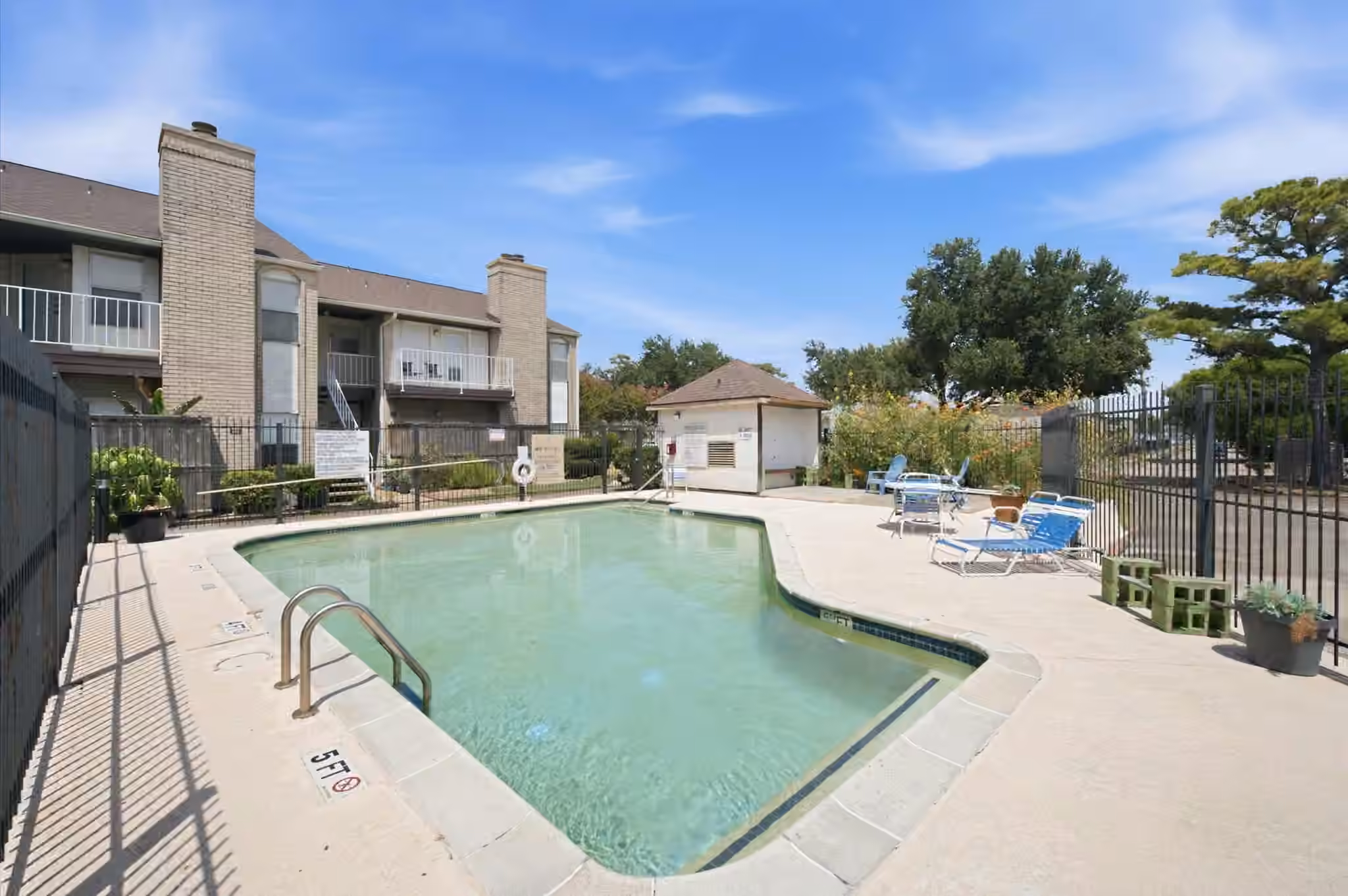 Photo 2 of 2011 Spenwick Drive 717, Houston, TX