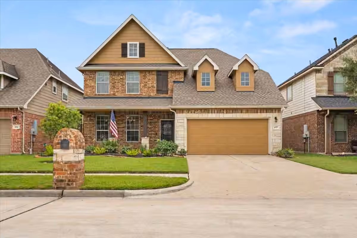 Photo 2 of 4910 E Meadow Drive, Deer Park, TX