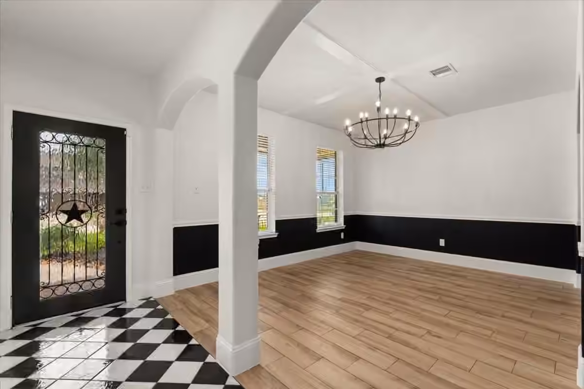 Photo 6 of 4910 E Meadow Drive, Deer Park, TX