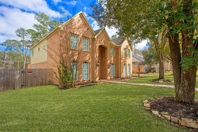 Photo 3 of 14010 Lakewood Crossing Boulevard, Houston, TX