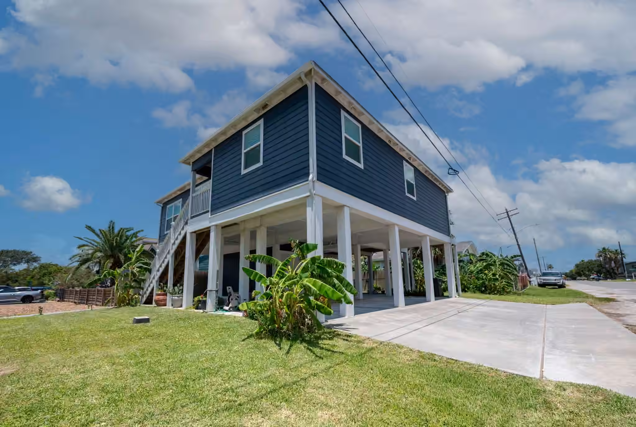 Photo 2 of 6902 Avenue P, Galveston, TX