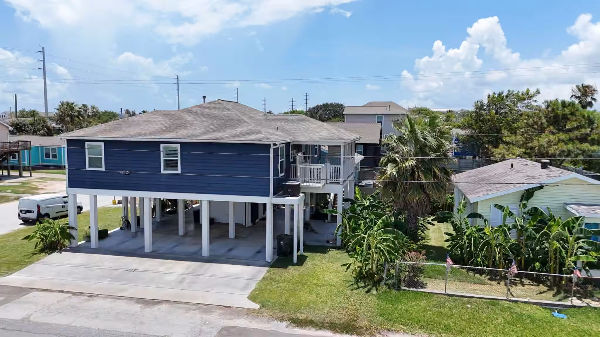 Photo 6 of 6902 Avenue P, Galveston, TX