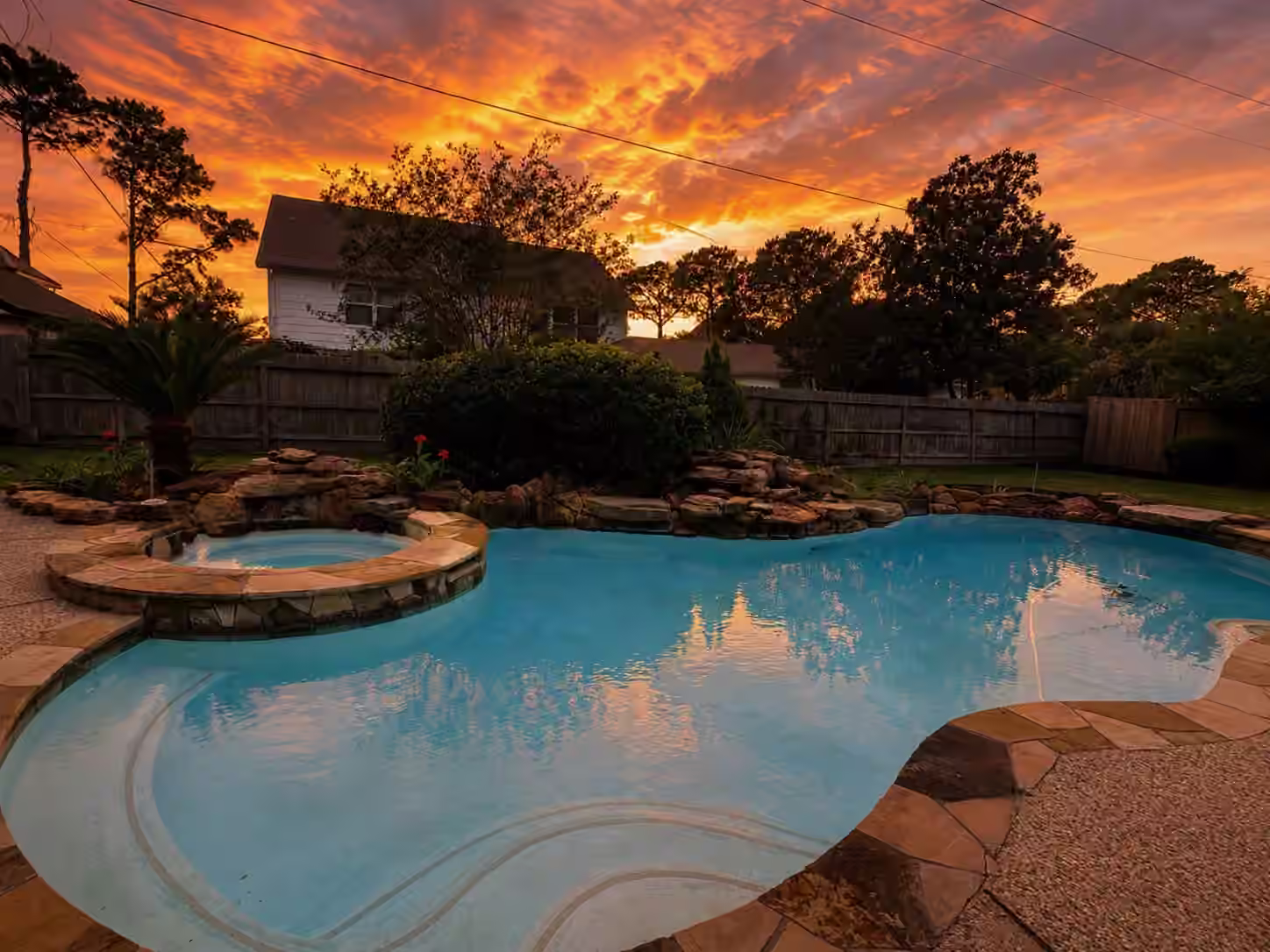 Photo 4 of 7714 Northbridge Drive, Spring, TX
