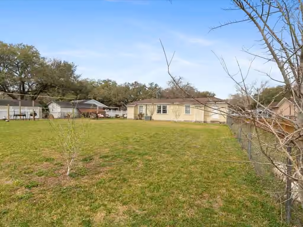 Photo 7 of 518 Sunny Lane, Wharton, TX