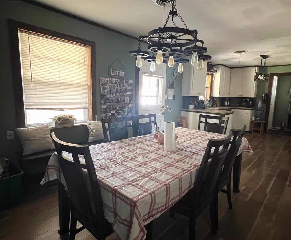 Photo 4 of 504 Henson Street, El Campo, TX
