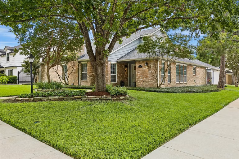 Photo of 1902 Eagle Falls Street, Houston, TX 77077