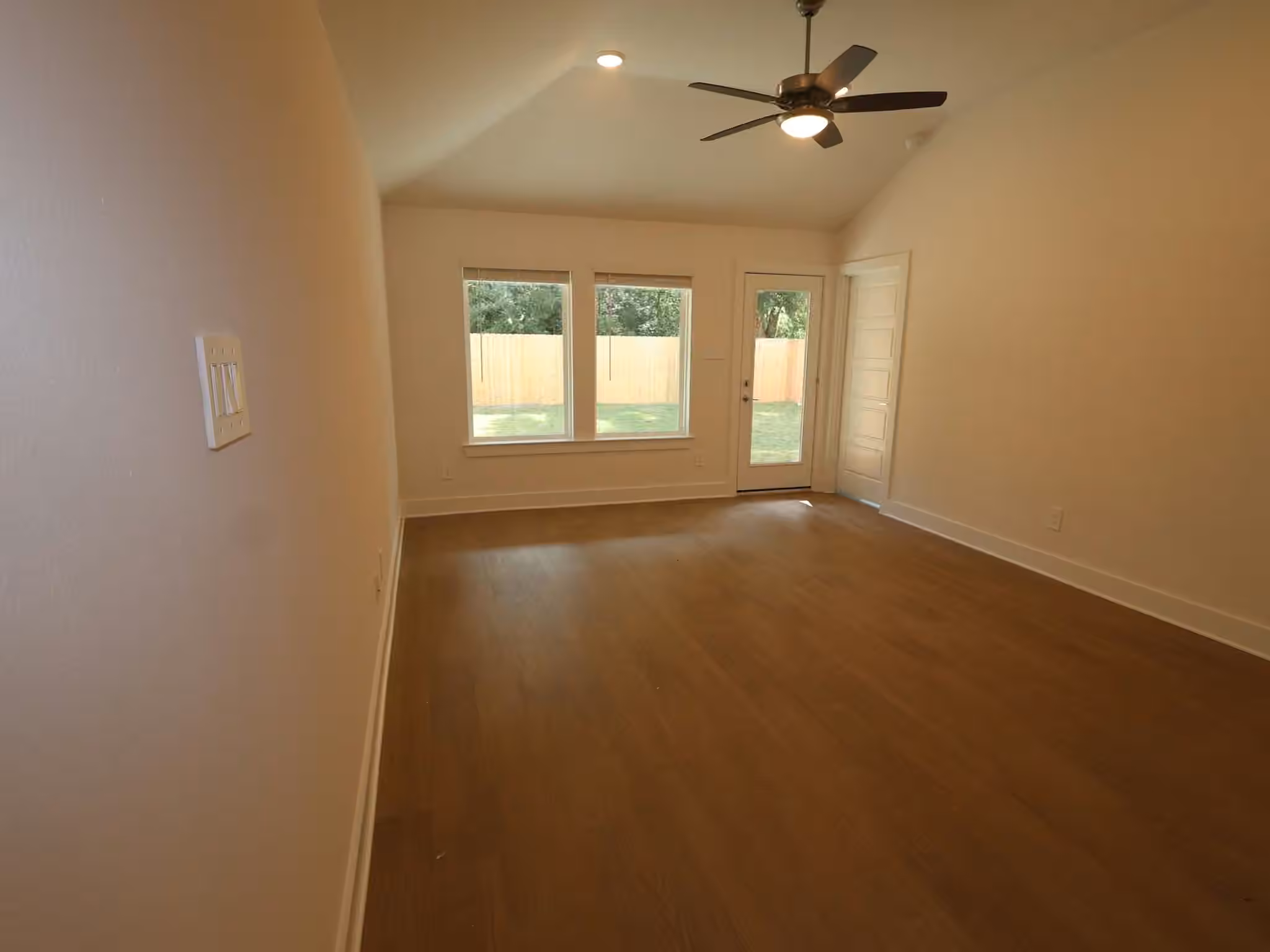 Photo 5 of 21210 Jacaranda Blossom Way, Tomball, TX