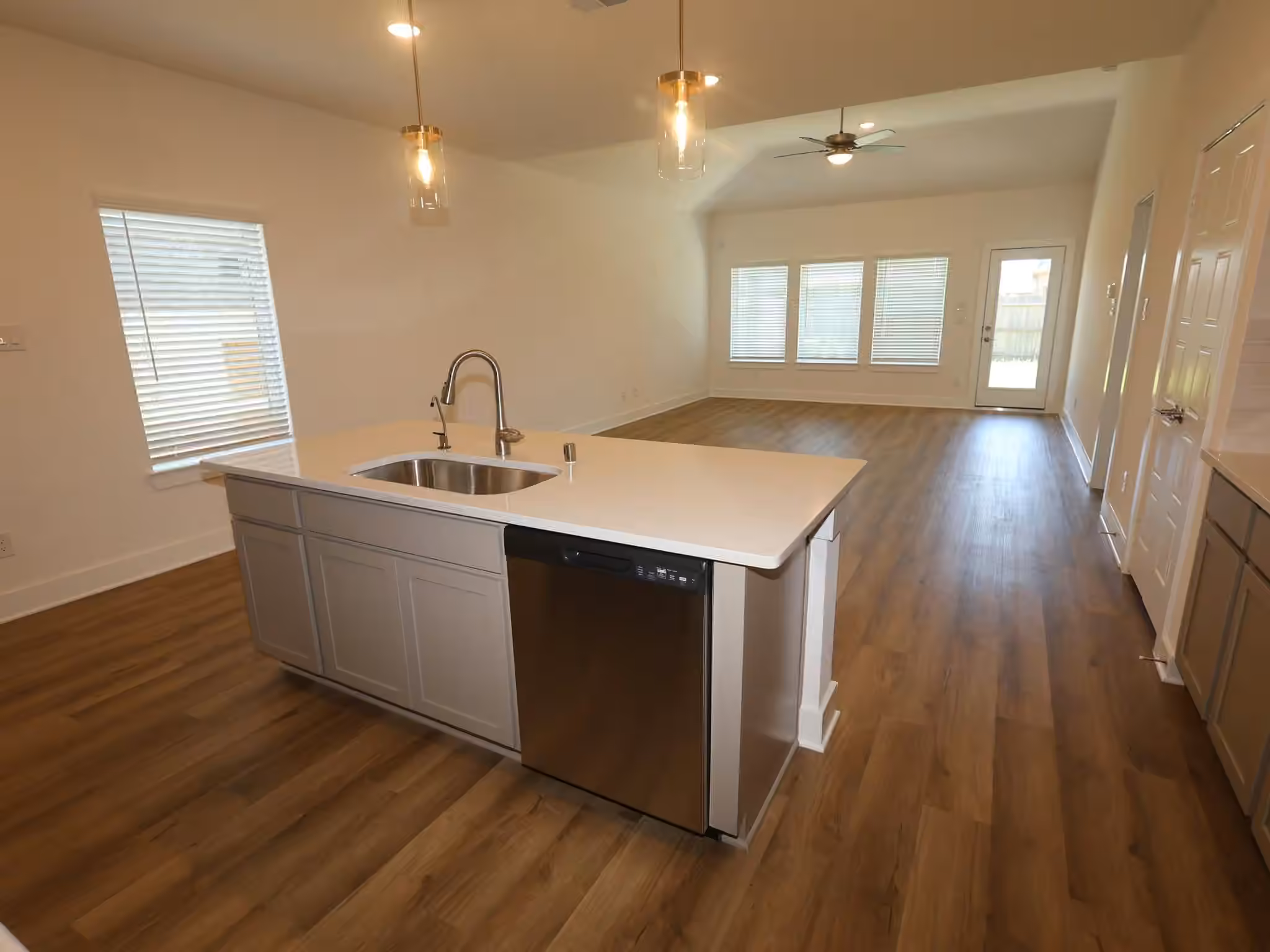 Photo 5 of 8314 Blue Shell Lane, Cypress, TX