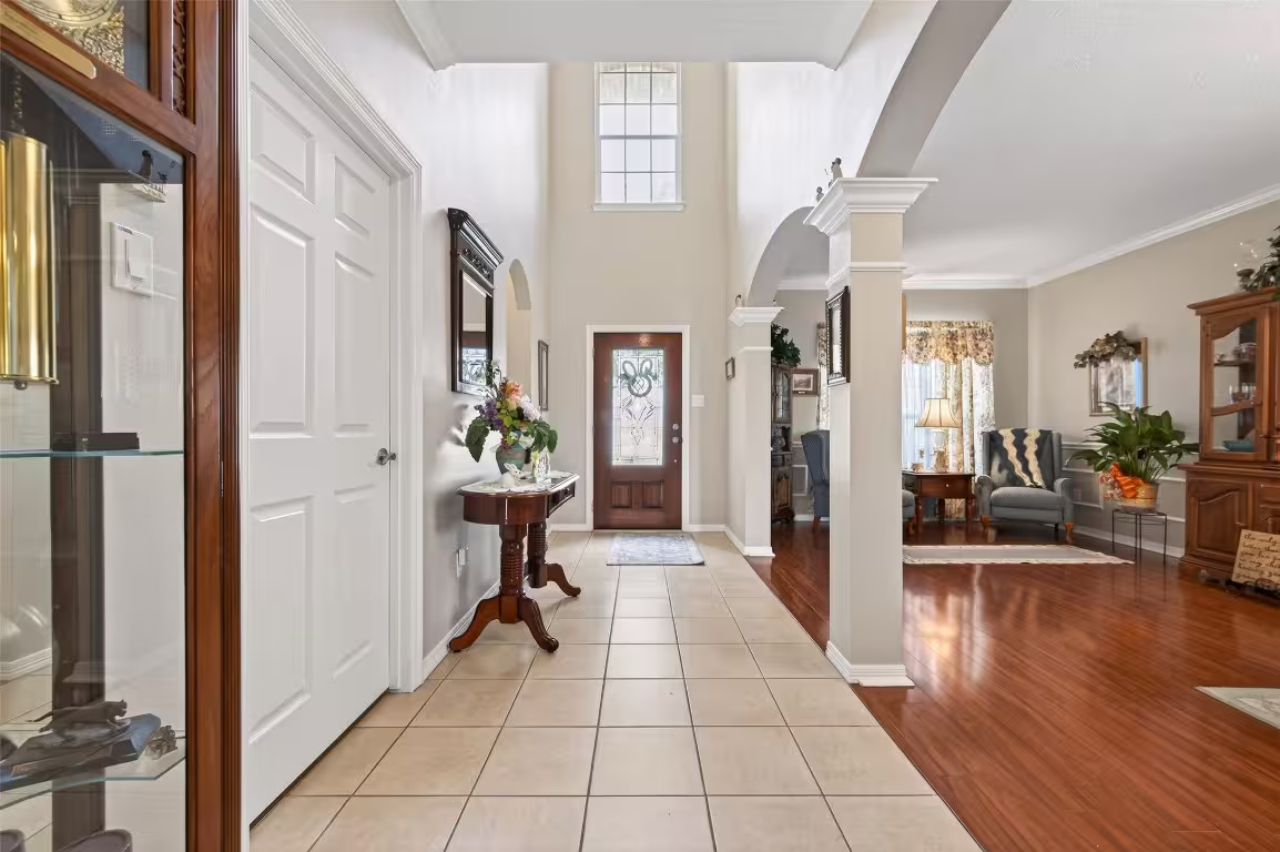Photo 6 of 5118 Cove Creek, Baytown, TX