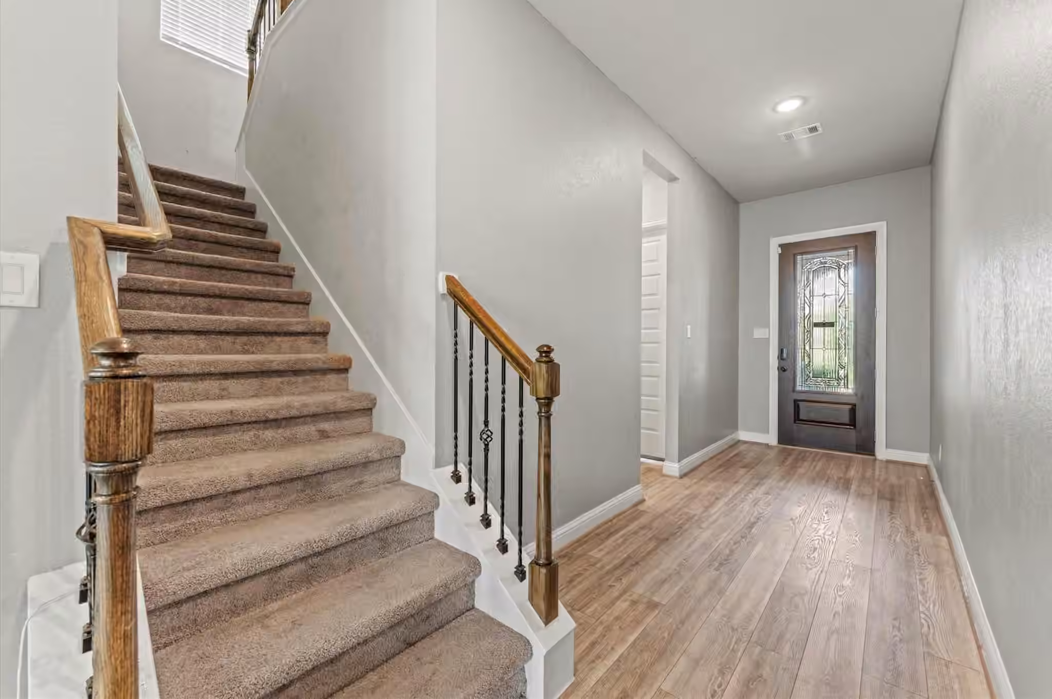Photo 2 of 12402 Oakleaf Bend Drive, Humble, TX