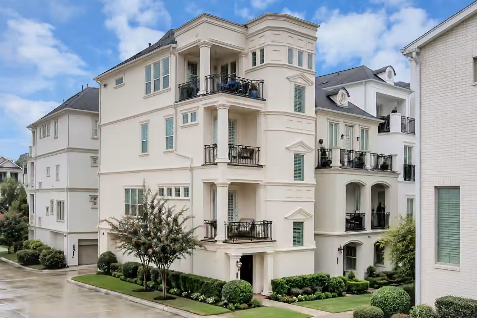 Photo of 852 Dunleigh Meadows Lane, Houston, TX 77055