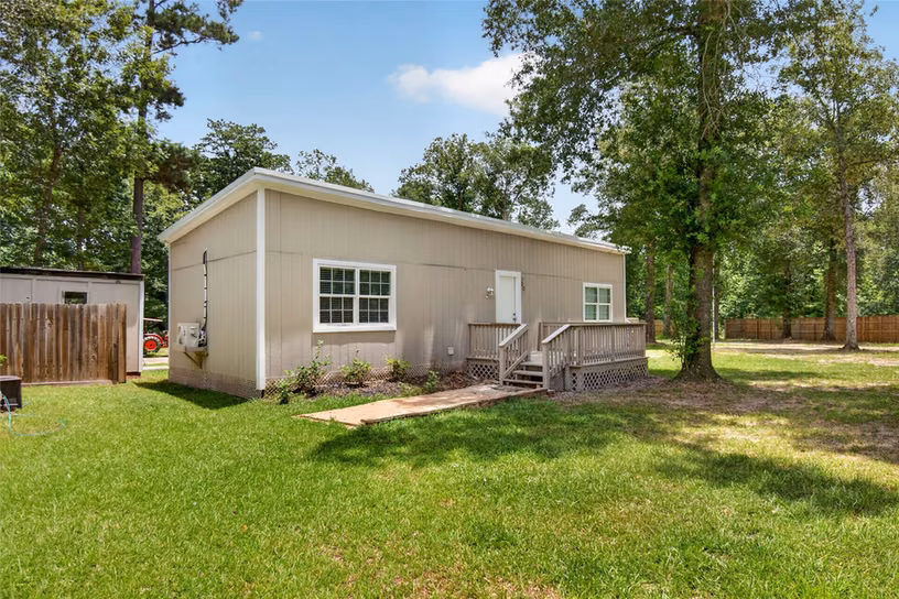 Photo of 290 Magnolia Road, Cleveland, TX 77328