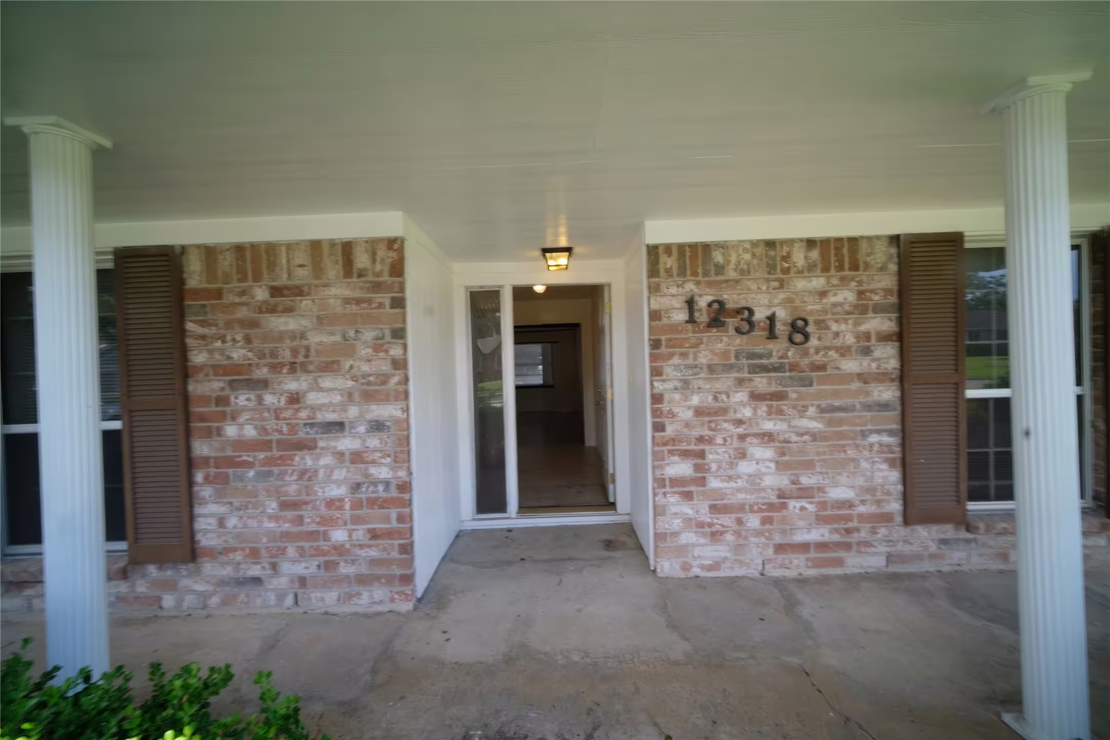 Photo 6 of 12318 Bexley Drive, Houston, TX