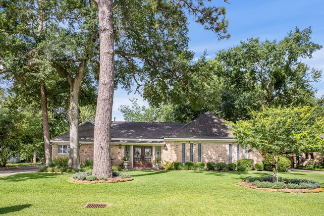 Photo of 14107 Kiamesha Court, Houston, TX 77069