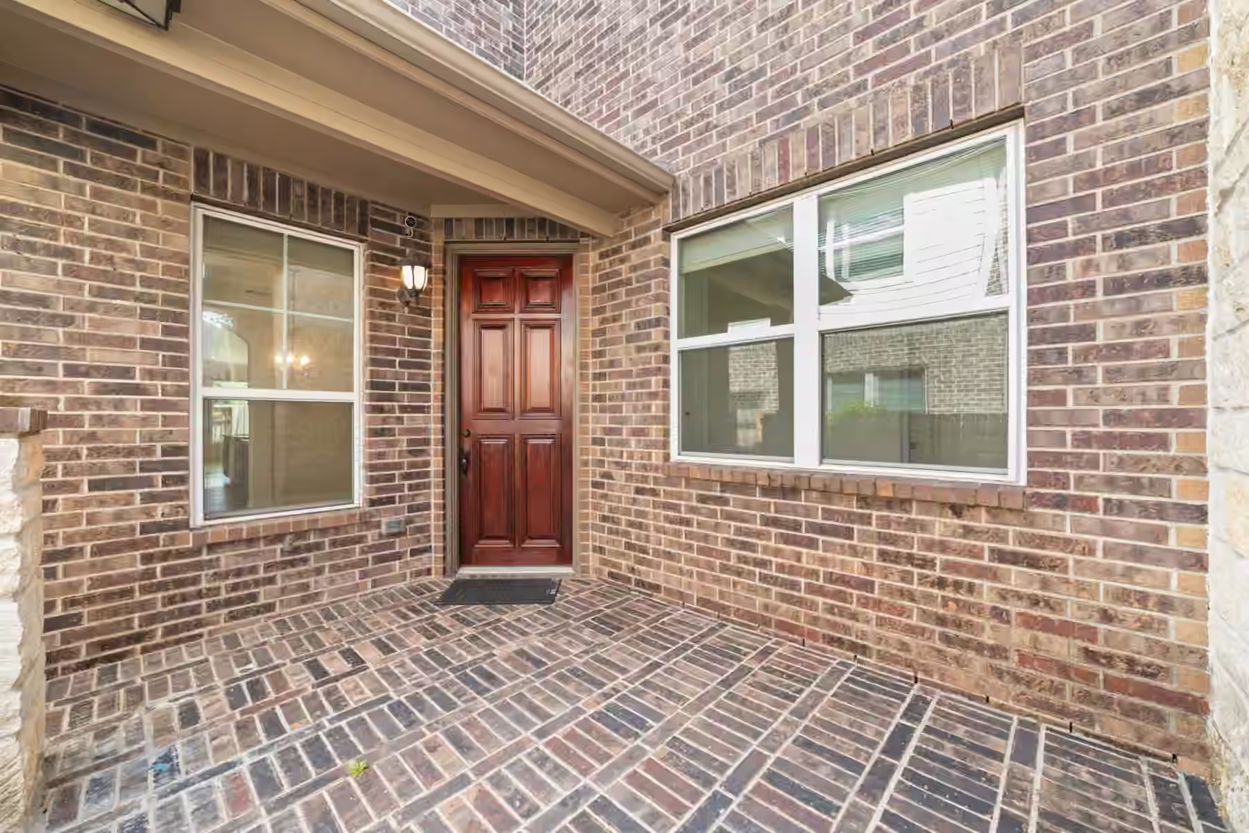 Photo 4 of 17302 Milrig Court, Richmond, TX