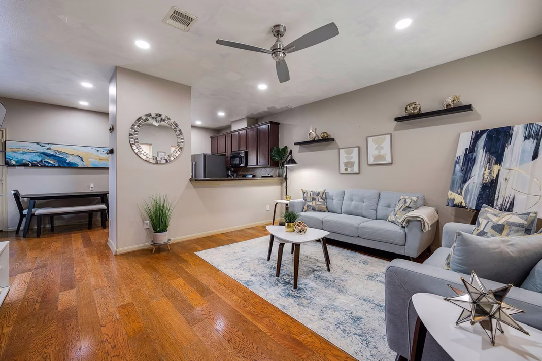 Photo 2 of 3208 Baer Street, Houston, TX