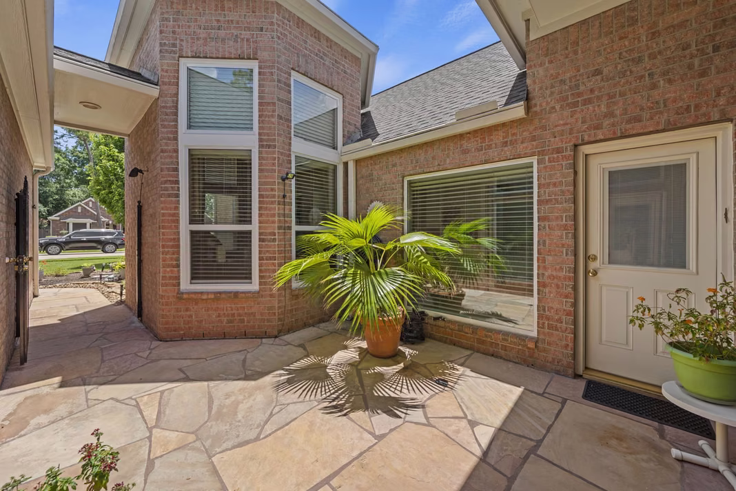 Photo 4 of 13615 Mansfield Point Lane, Houston, TX