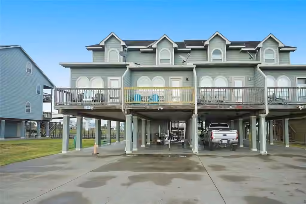 Photo of 143 Boat Slip Road, Matagorda, TX