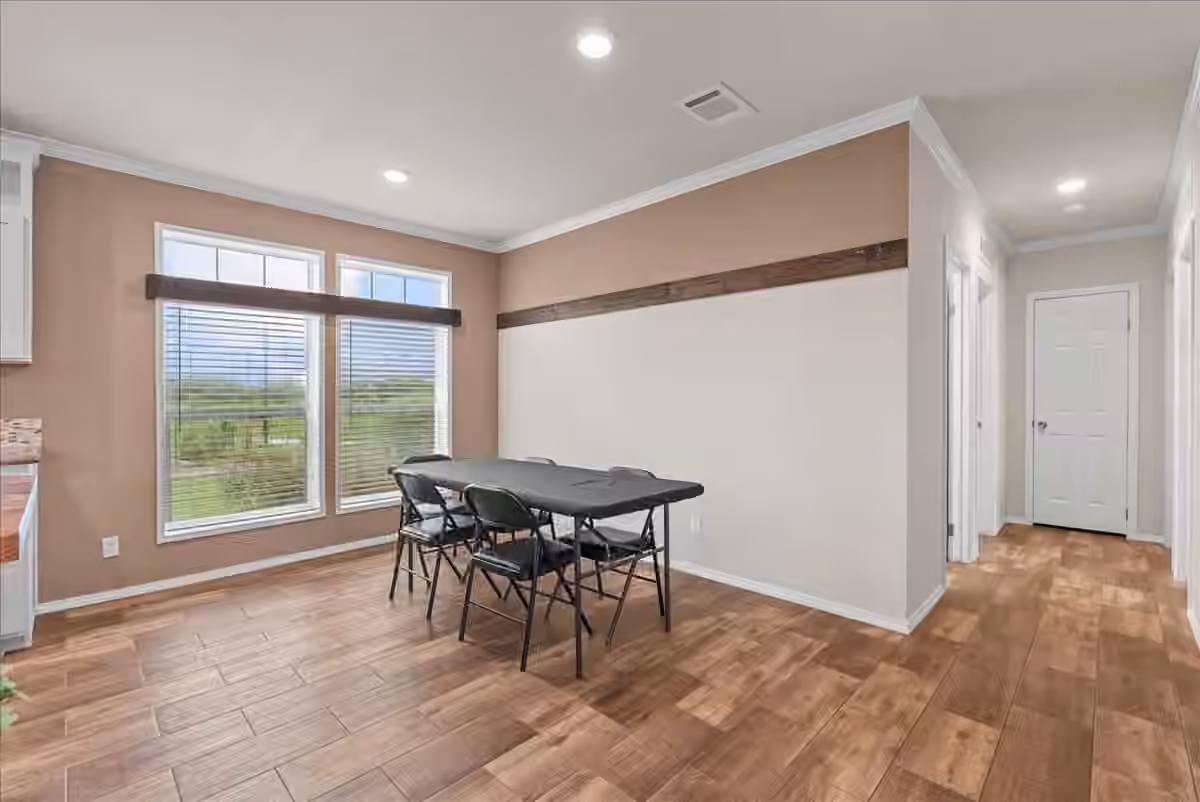 Photo 7 of 8710 Fm 646 Road S, Santa Fe, TX
