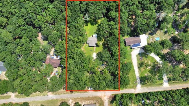 Photo of 121 Elendor Drive, Cleveland, TX 77328