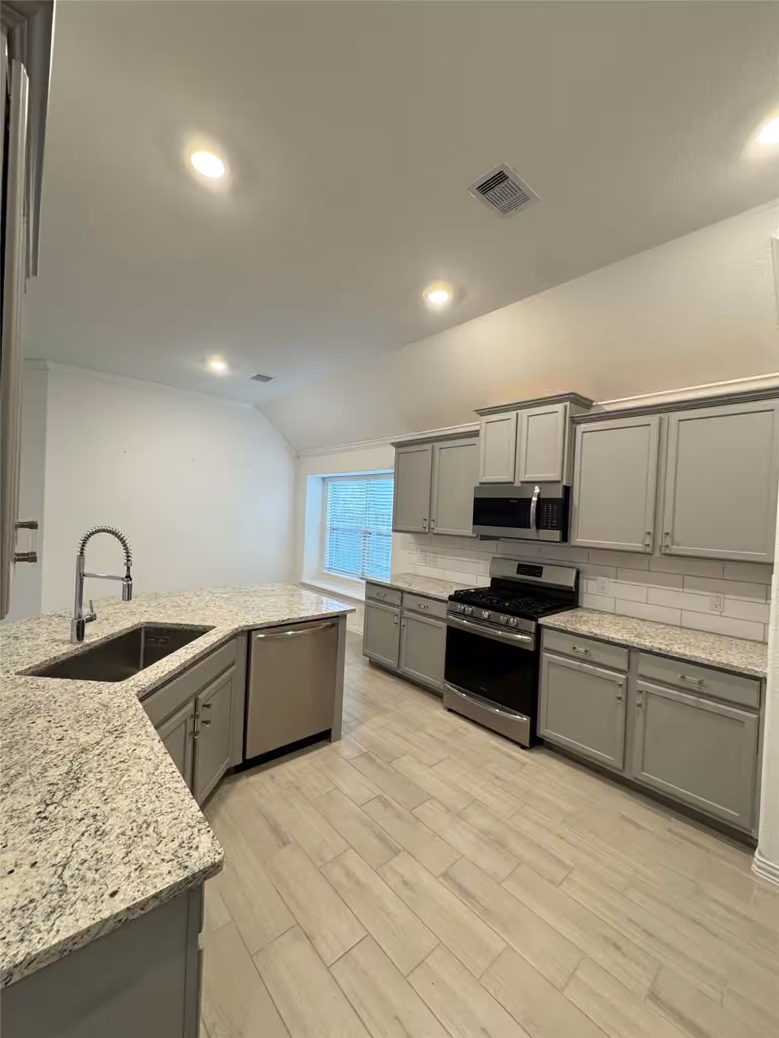 Photo 7 of 11922 Radura Road, Humble, TX