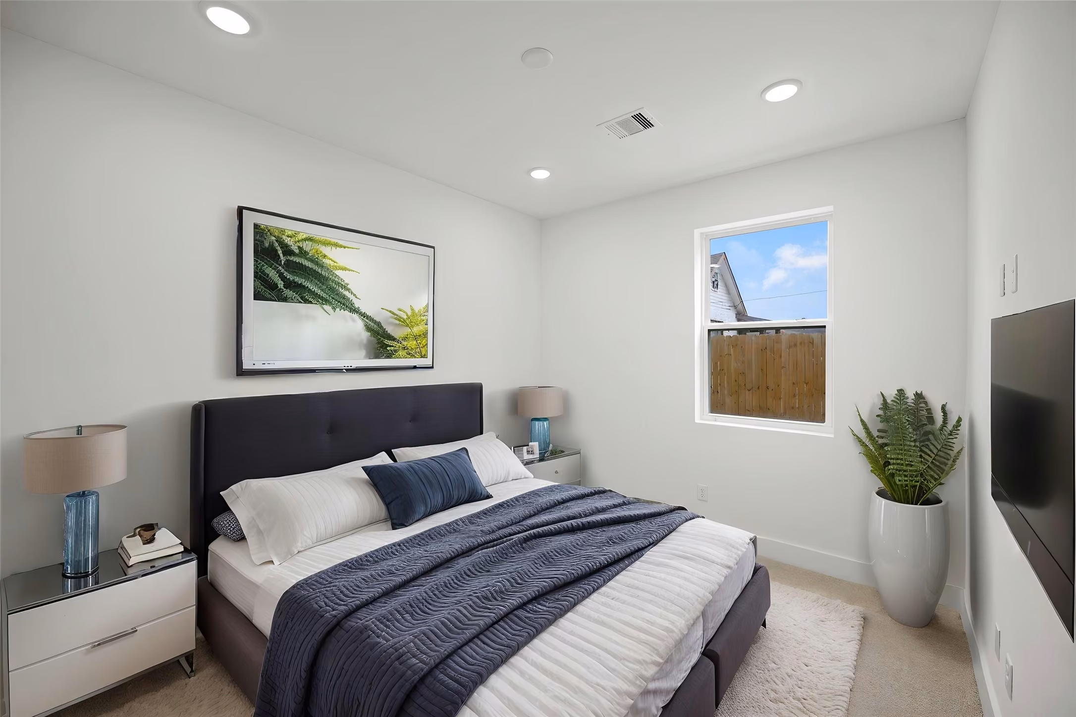 Photo 5 of 870 W Little York Road D, Houston, TX