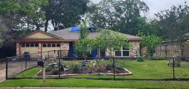 Photo of 8719 James Lane, Hitchcock, TX 77563