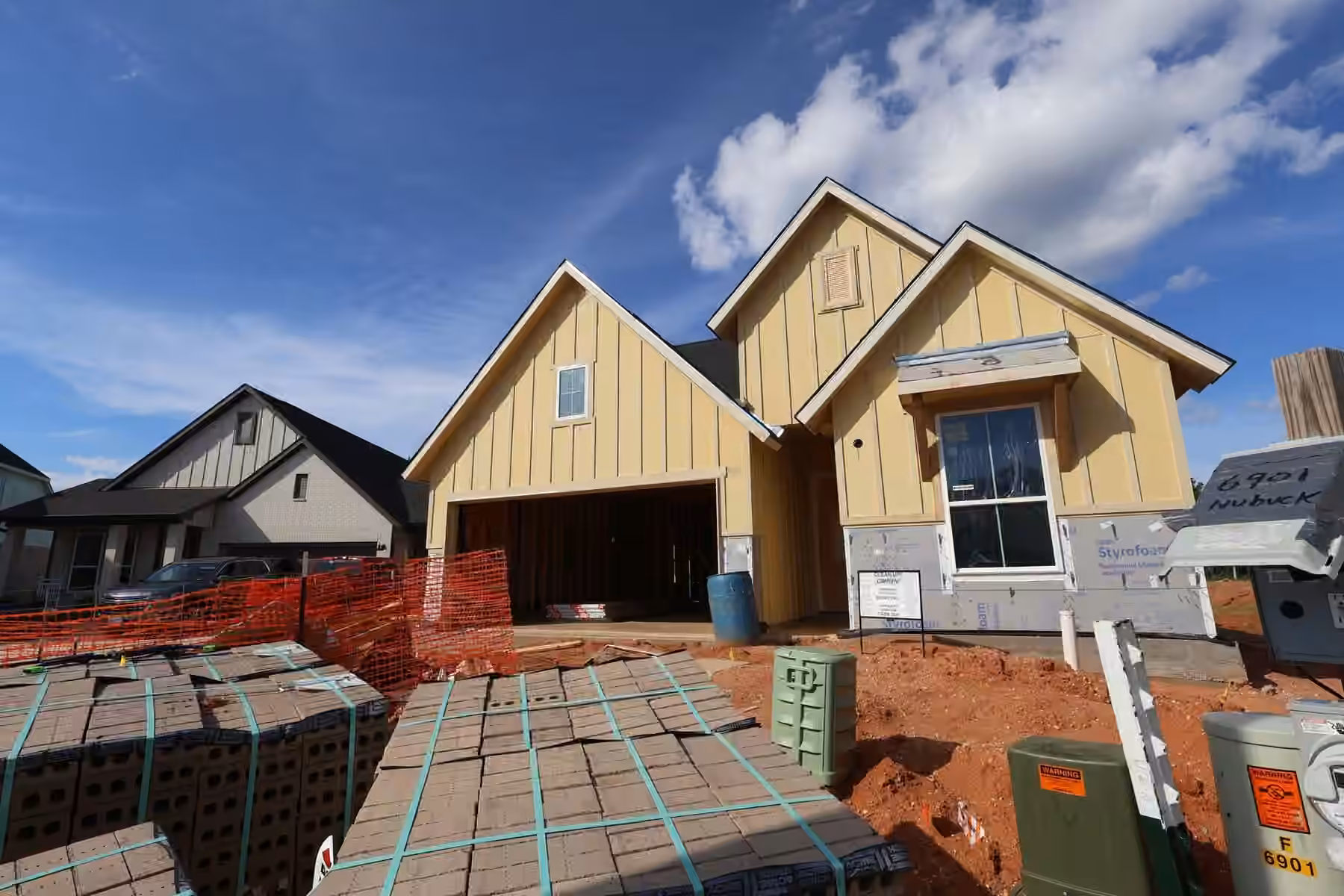 Photo of 6901 Nubuck Drive, Montgomery, TX 77316