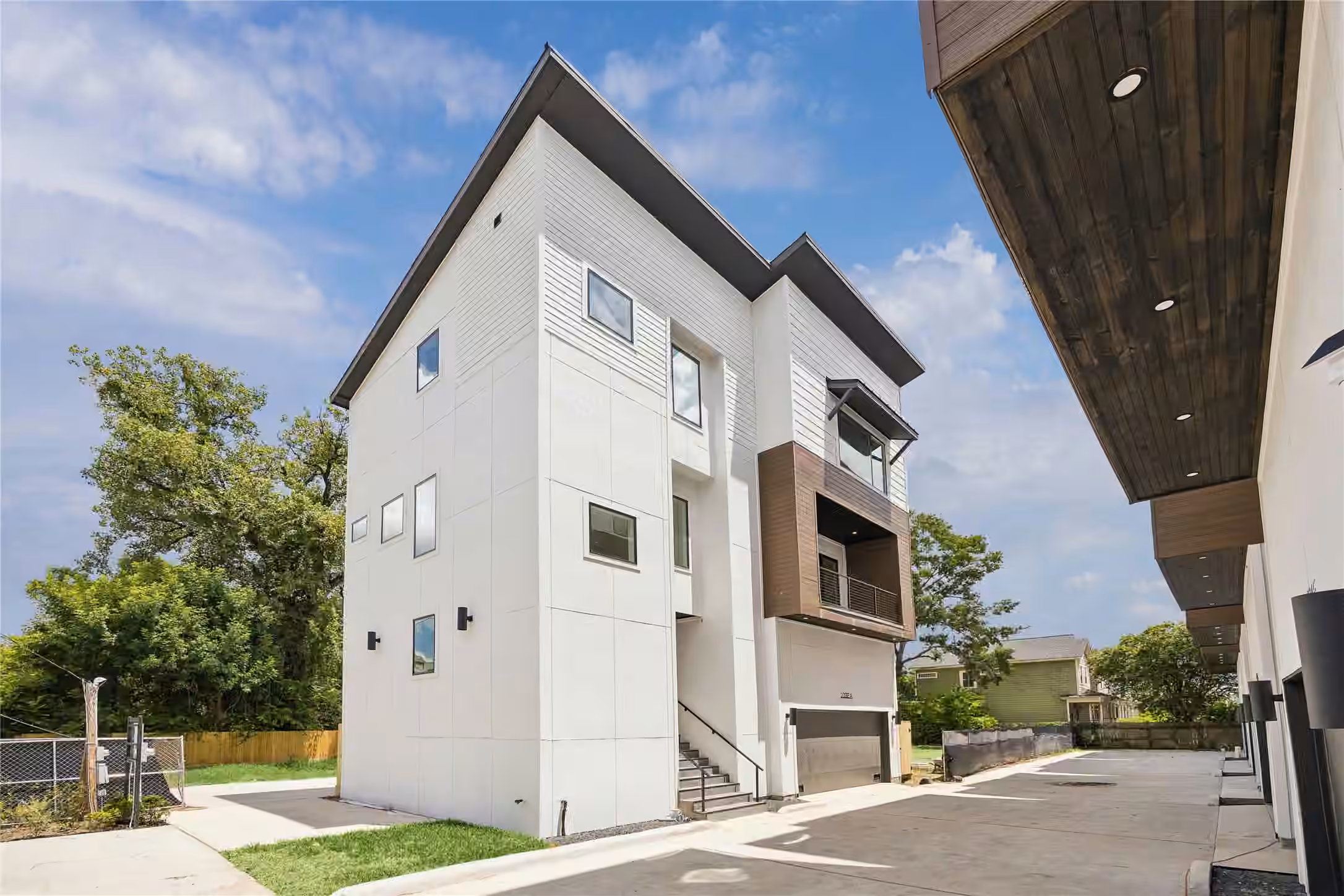 Photo of 1032 W 17th Street A, Houston, TX