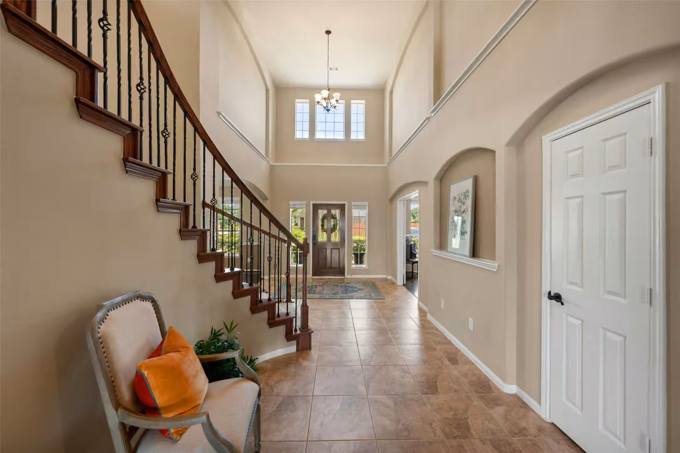 Photo 5 of 10458 Waterstone Estates Court, Tomball, TX