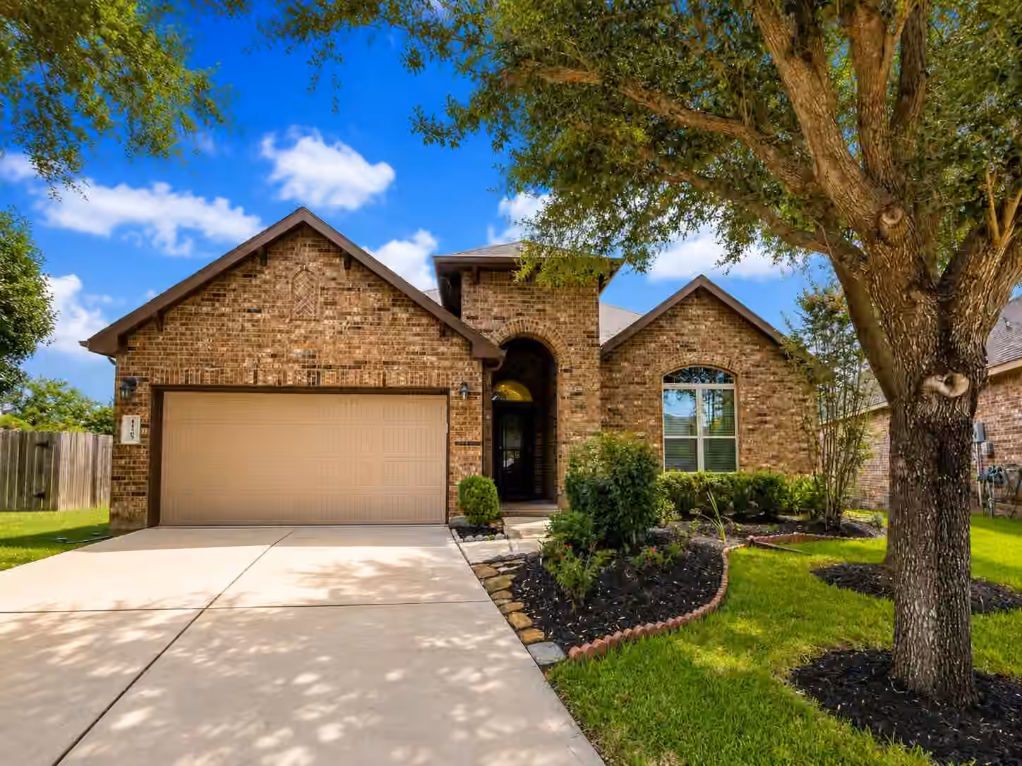Photo of 13707 Contour Court, Richmond, TX