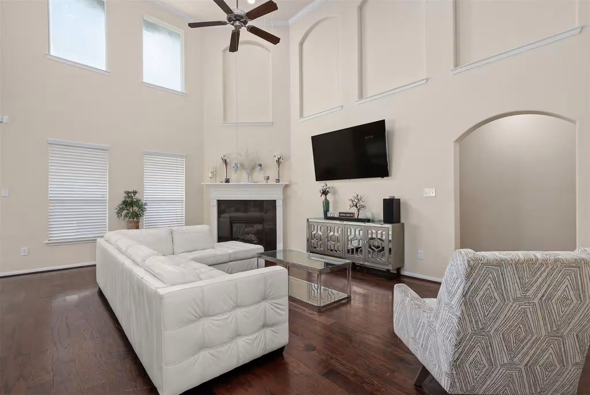 Photo 5 of 4318 Parkview Terrace Lane, Dickinson, TX