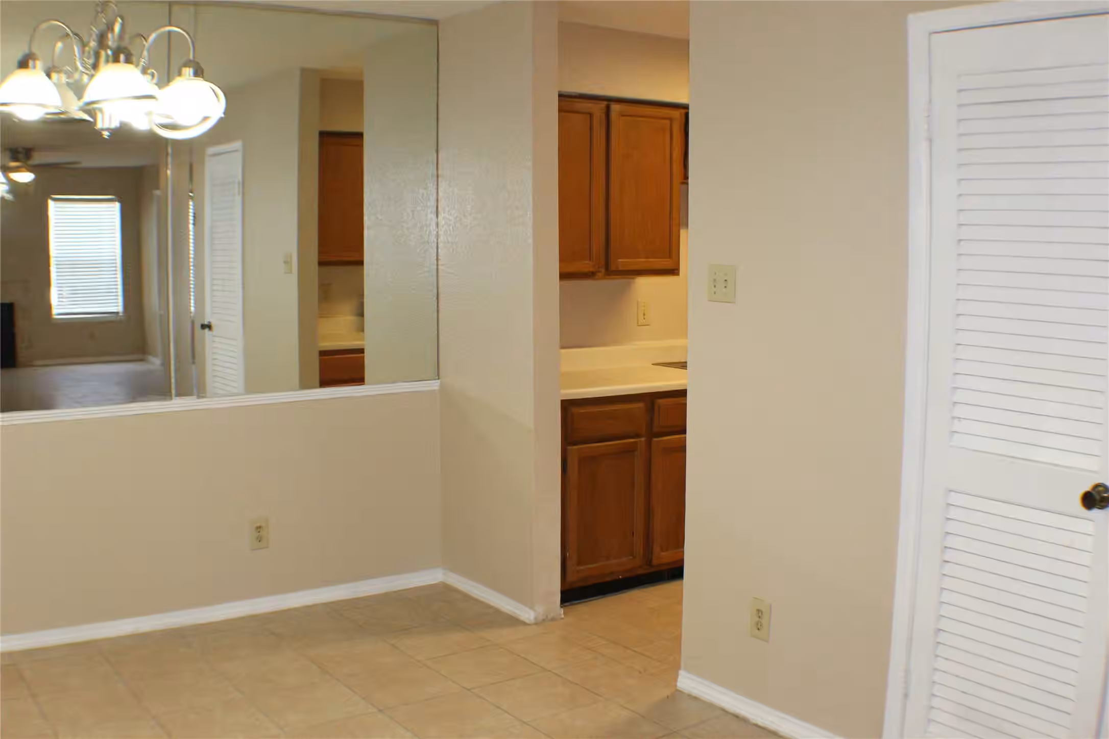 Photo 5 of 9700 Leawood Boulevard 1713, Houston, TX