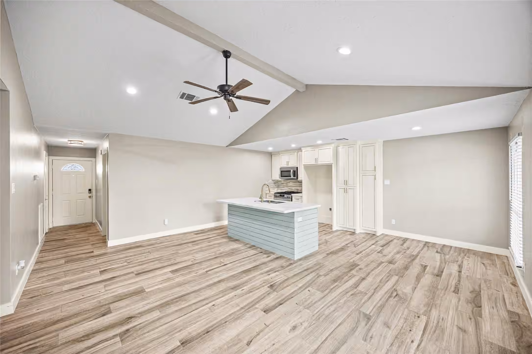Photo 6 of 5923 Dee Drive, Pasadena, TX
