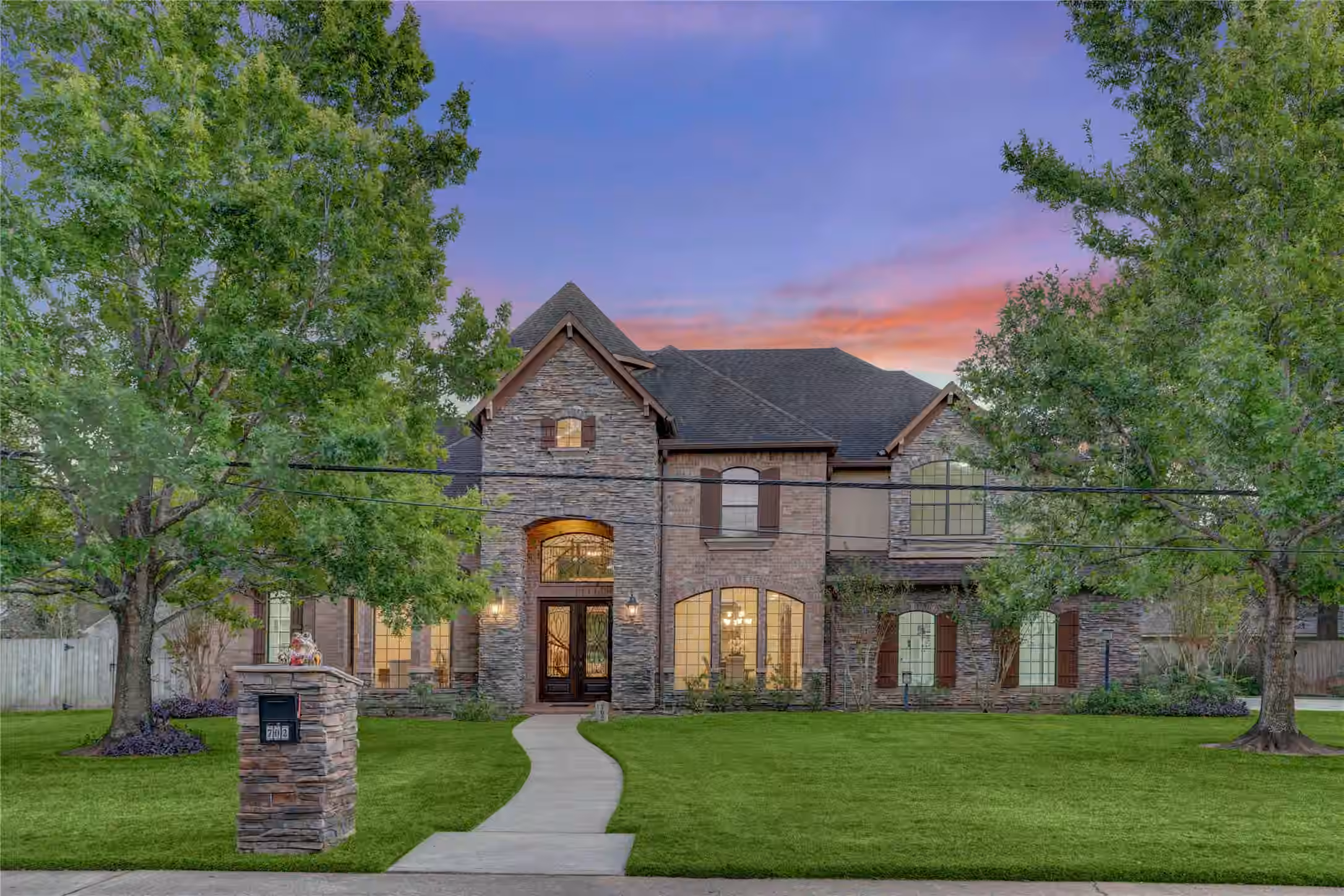 Photo 5 of 702 Piedmont Street, Sugar Land, TX
