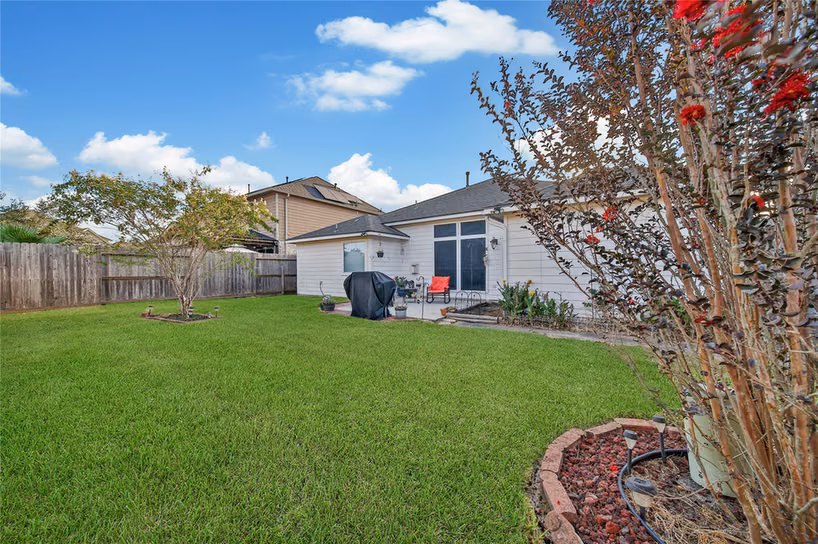 Photo 5 of 16527 Morning Shadows Way, Humble, TX